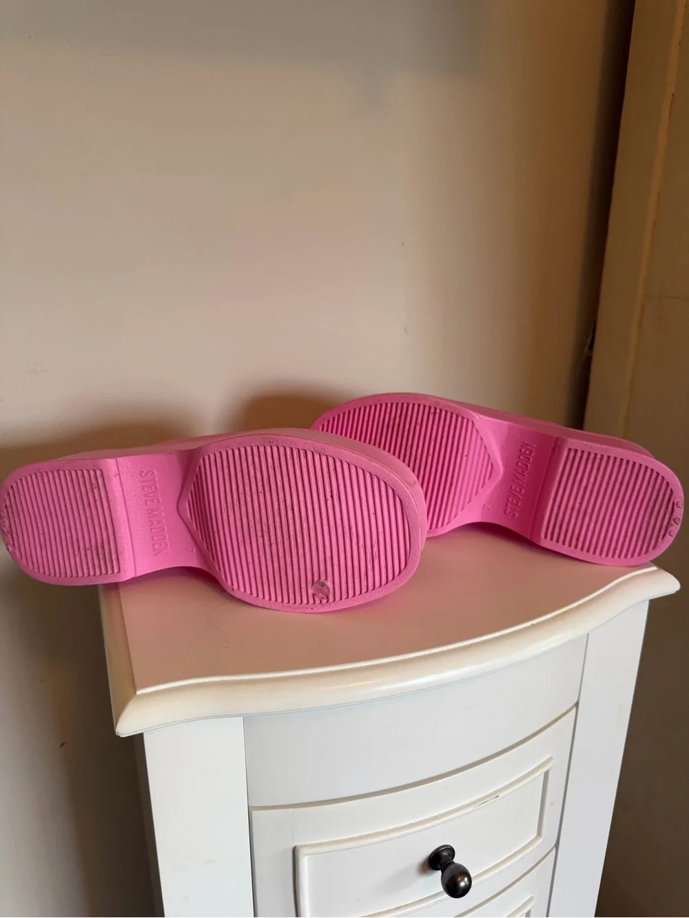 Steve Madden Hot Pink Platform Slide Sandals